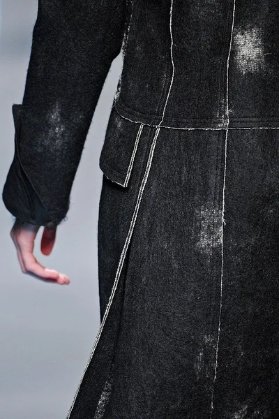 Look 25